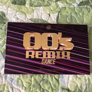 BH Cosmetics 00's Remix Dance eyeshadow palette